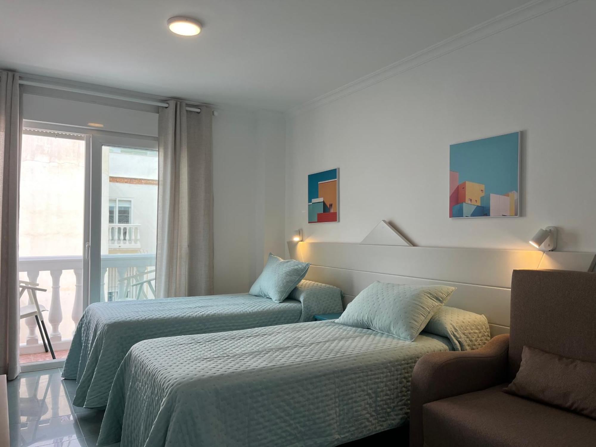 Apartamentos Guaquin Torremolinos Exterior photo